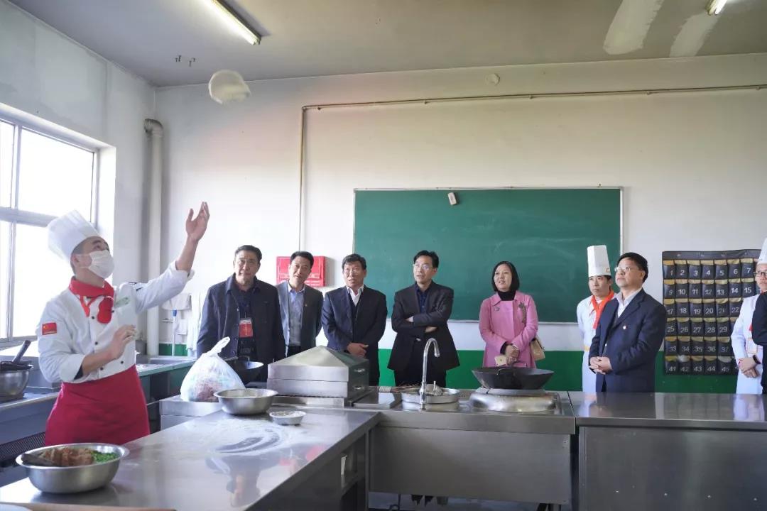河北省高速管理局第三界厨师、保安技能大比武决赛在我校圆满落幕！