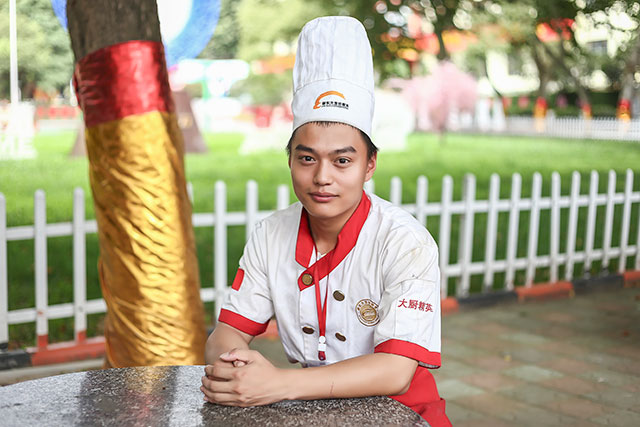 刘江涛：退伍后学厨师，我追求自己的创业梦！