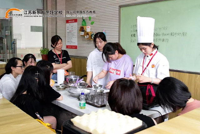 精彩纷呈十二时辰！31年校庆活动，江苏新东方被疯狂圈粉啦！