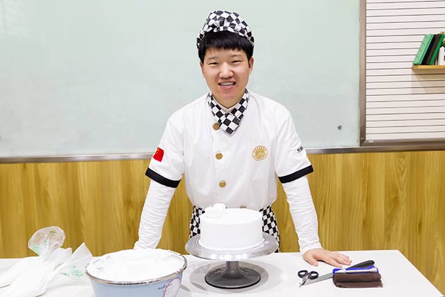 李伟：今天选择西点积累自己，明天实现我的创业梦！