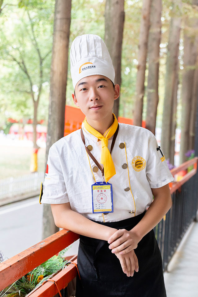 军人特辑｜大专、军旅是曾经的积淀，学厨让我拥有更美好的明天！