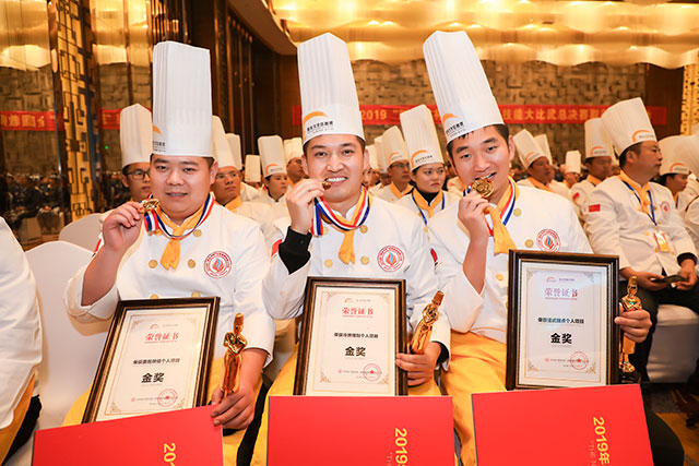 喜报！江苏新东方名师再次斩获特金奖！