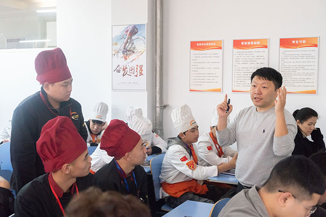 海外招聘会、企业招募会，新东方学子太幸福了！