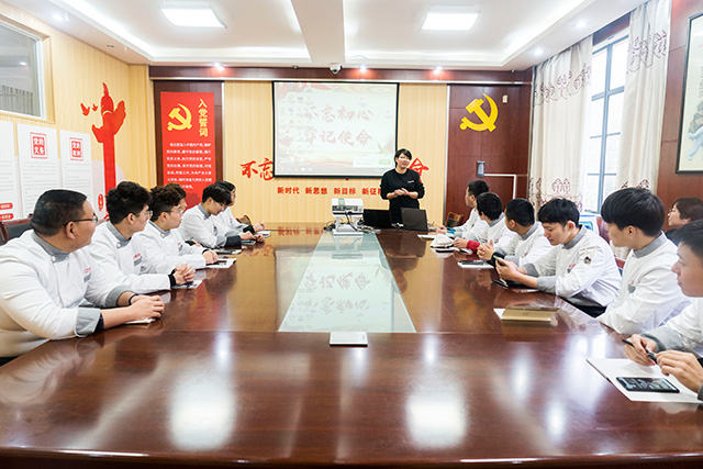 名企名师进校园， 来自企业与厨师长的知识都是干货！