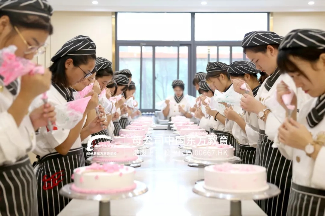 新春邀请函：欢迎报考郑州新东方烹饪学校！