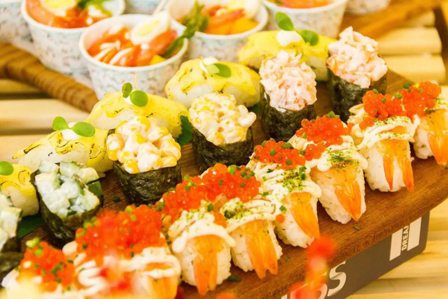品饕餮美食，抢学籍名额，本周江苏新东方如此火热！