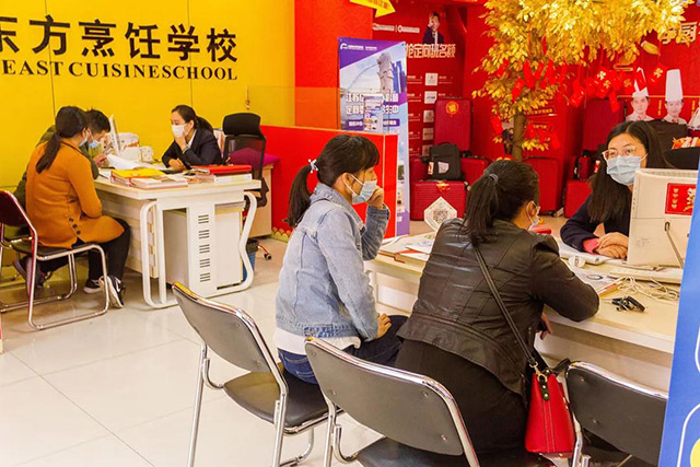品饕餮美食，抢学籍名额，本周江苏新东方如此火热！