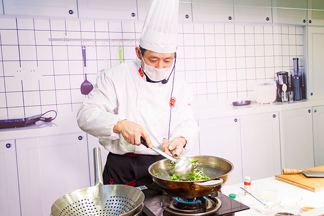 上职校学厨师，“钱途”与前途双赢！