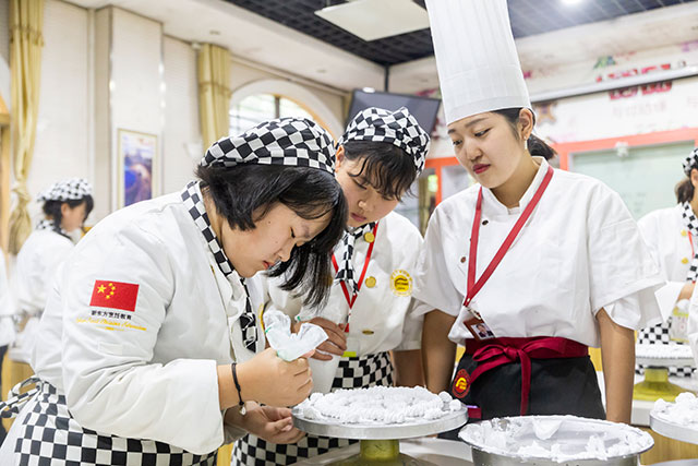 赵婷：在新东方学西点，变成更好的自己！